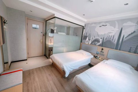 驿家365连锁酒店(黄骅沧海路信誉楼大街店)