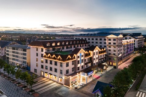 汉庭酒店(长白山二道白河网红街店)