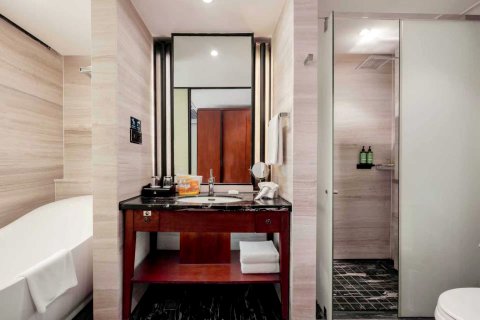 桂林璟象酒店(象鼻山景区两江四湖店)