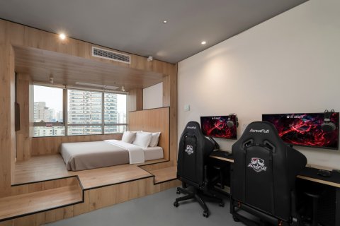 趣屋travel电竞酒店(观音桥龙湖新壹街店)