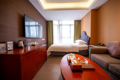 贵阳圣丰酒店(河滨公园甲秀楼店)