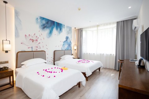 龙虎山道源山庄