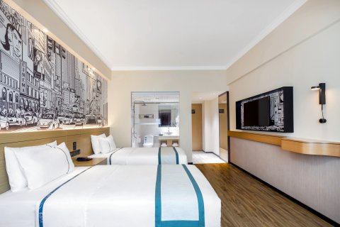 城市便捷酒店(海口省政府日月广场免税店)