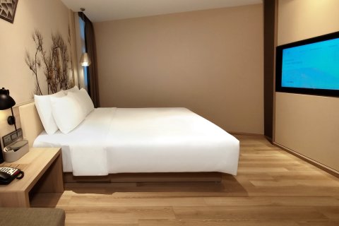 南京站北广场亚朵酒店