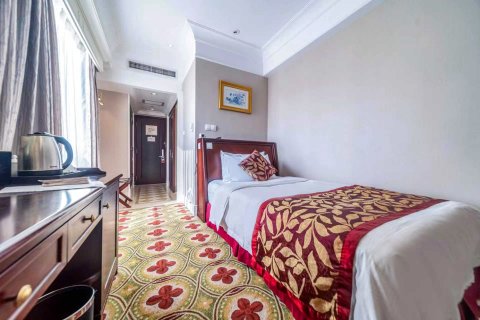 华美达宜昌大酒店(CBD购物中心店)