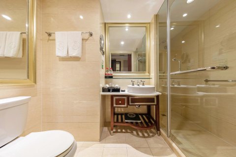 华美达宜昌大酒店(CBD购物中心店)