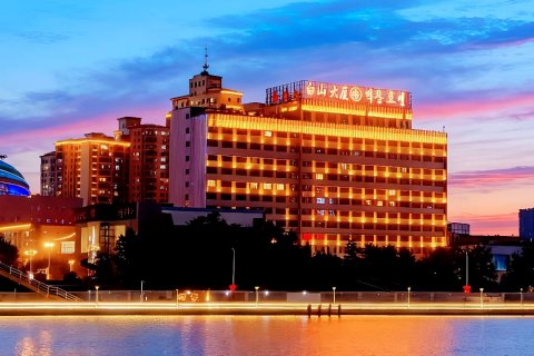 延吉白山大厦酒店