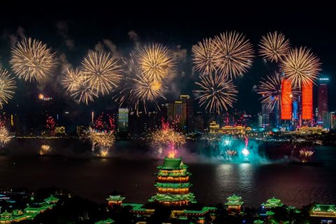 隐奢Luxury江景民宿丨UrbanRetreatDesign南昌(滕王阁万寿宫店)