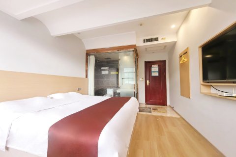 龙凤大酒店(石泉古城店)