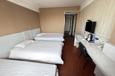 鼎沐快捷酒店(锦州火车站店)