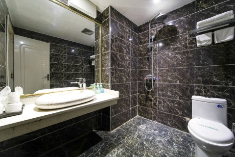 龙凤大酒店(石泉古城店)