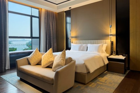 武汉保和皇冠假日酒店