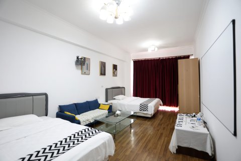 重庆轻松酒店(四公里轻轨站店)