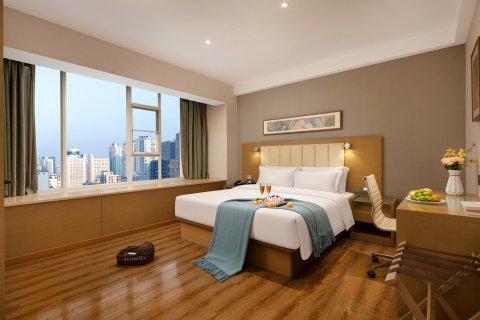 中青·秋果酒店(广州北京路步行街中山纪念堂店)