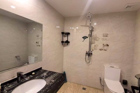 巩留库尔德宁大酒店