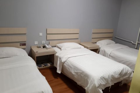 三站宾馆(火车站汽车站店)