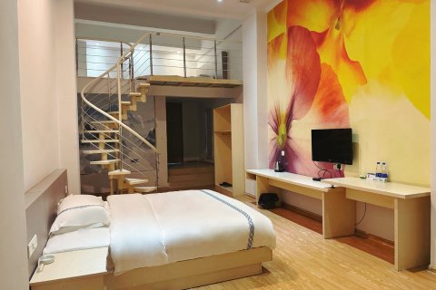 上郡酒店(贺州灵峰广场店)