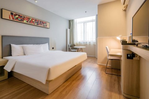 汉庭酒店(西安大唐不夜城大雁塔地铁站店)