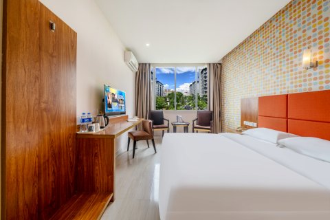 如佳酒店(铜仁火车站店)