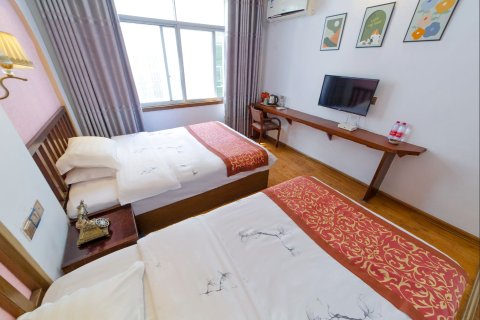 张家界花田居人文客栈(天门山索道站店)