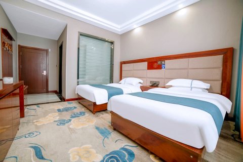 额济纳旗龙顺源大酒店