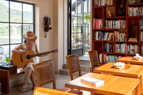 大理暖暖·奕境悬崖海景酒店