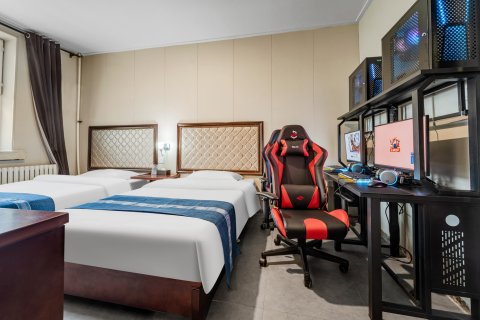 城市99时尚酒店(二宫体育馆新疆财经大学店)