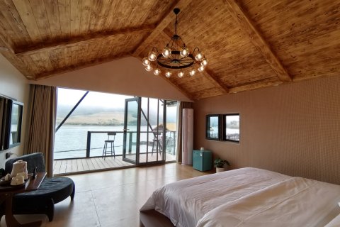 宽甸涵碧楼民宿