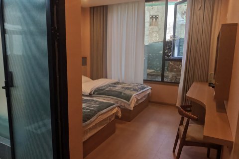 鼎苒时光酒店(白玉县店)