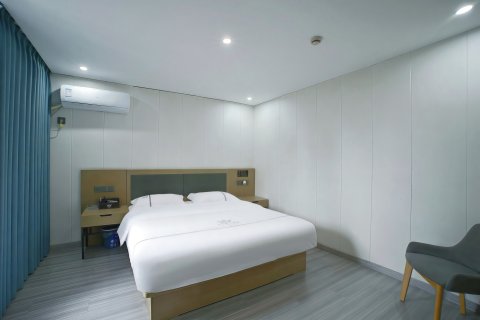 苍南都市商务宾馆(苍南动车站店)