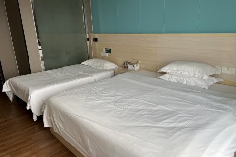 陵水豪庭酒店(陵水高铁站汇丰广场店)