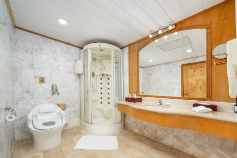 珠海德翰大酒店(情侣路海滨泳场店)