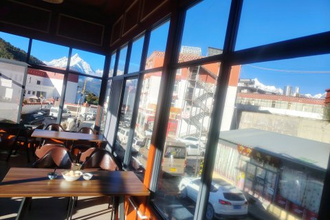 德钦飞来寺扎西德从民宿