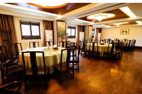 周庄拿铁玩石艺术客栈