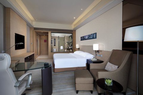 广州花都皇冠假日酒店