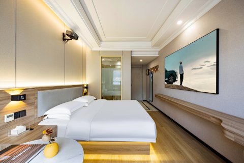 悦美程酒店(临海银泰城店)