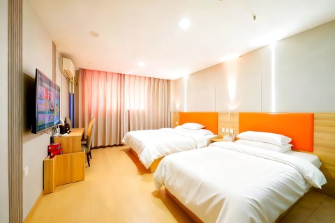 兴度酒店(银川宁夏大学城怀远观光夜市店)