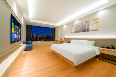 亨利商务酒店(东莞西平地铁站店)