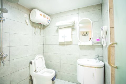 三亚木棉花开旅租(夏日百货店)