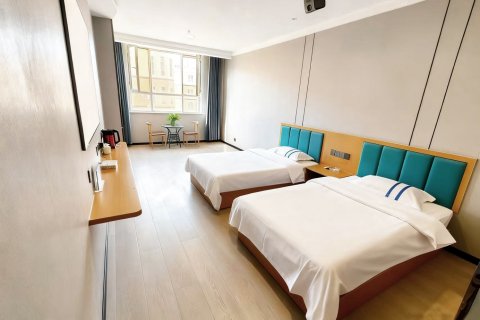 百胜商务酒店(和田玉泉河公园店)