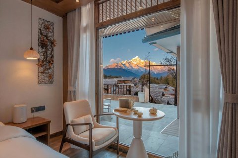 丽江遇嘉人·白马轻奢度假雪山观景民宿(古城狮子山店)