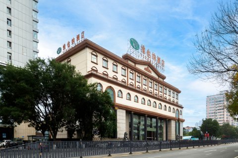 维也纳酒店(孝义万达广场市政府店)