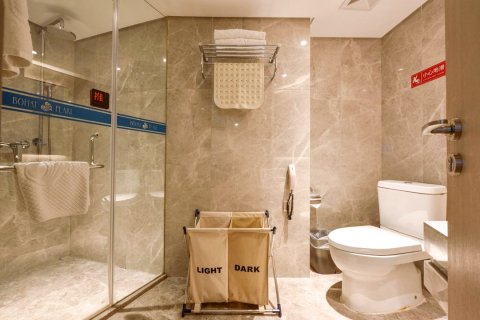 大连渤海明珠酒店(大连火车站店)