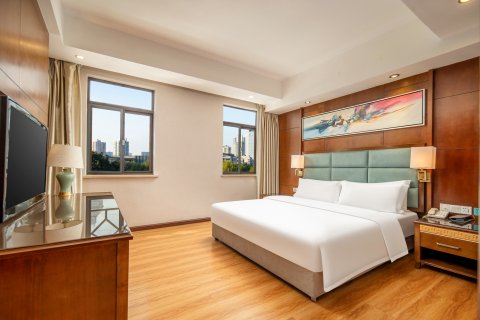 中青旅山水时尚酒店(赤壁新街口商业街店)