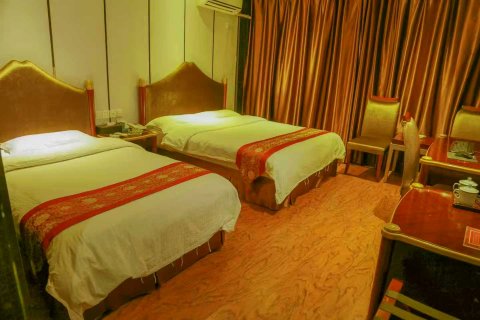 遂川皇冠铂金酒店