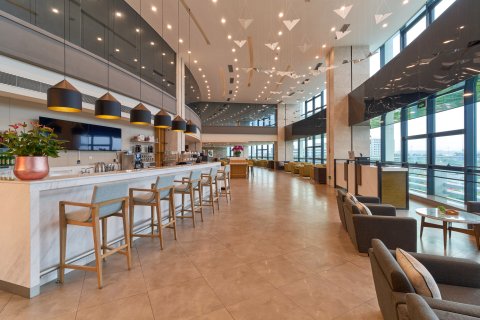 深圳机场凯悦嘉轩酒店