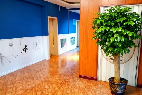 途窝假日酒店(泾阳北极宫店)