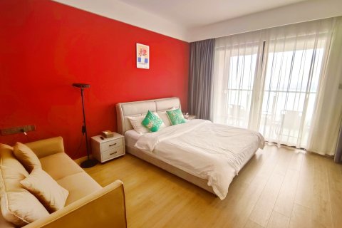 无境观云·海湾度假区泳池松坞里滨海营地民宿