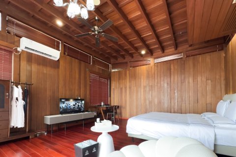 三亚蜈支洲岛珊瑚酒店木屋