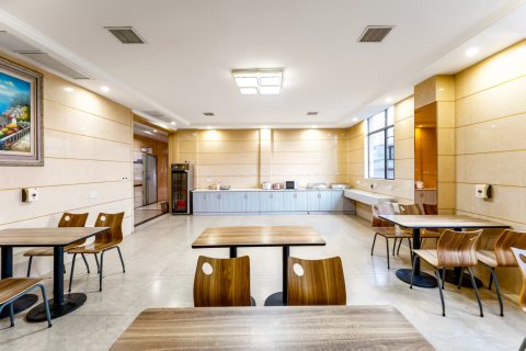 宜朵云品酒店(丰城火车站紫云大桥店)